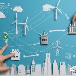 Ilustración conceptual de un sistema de energía renovable con aerogeneradores, red eléctrica y ciudad, representando la conexión entre tecnología, sostenibilidad y transición energética.